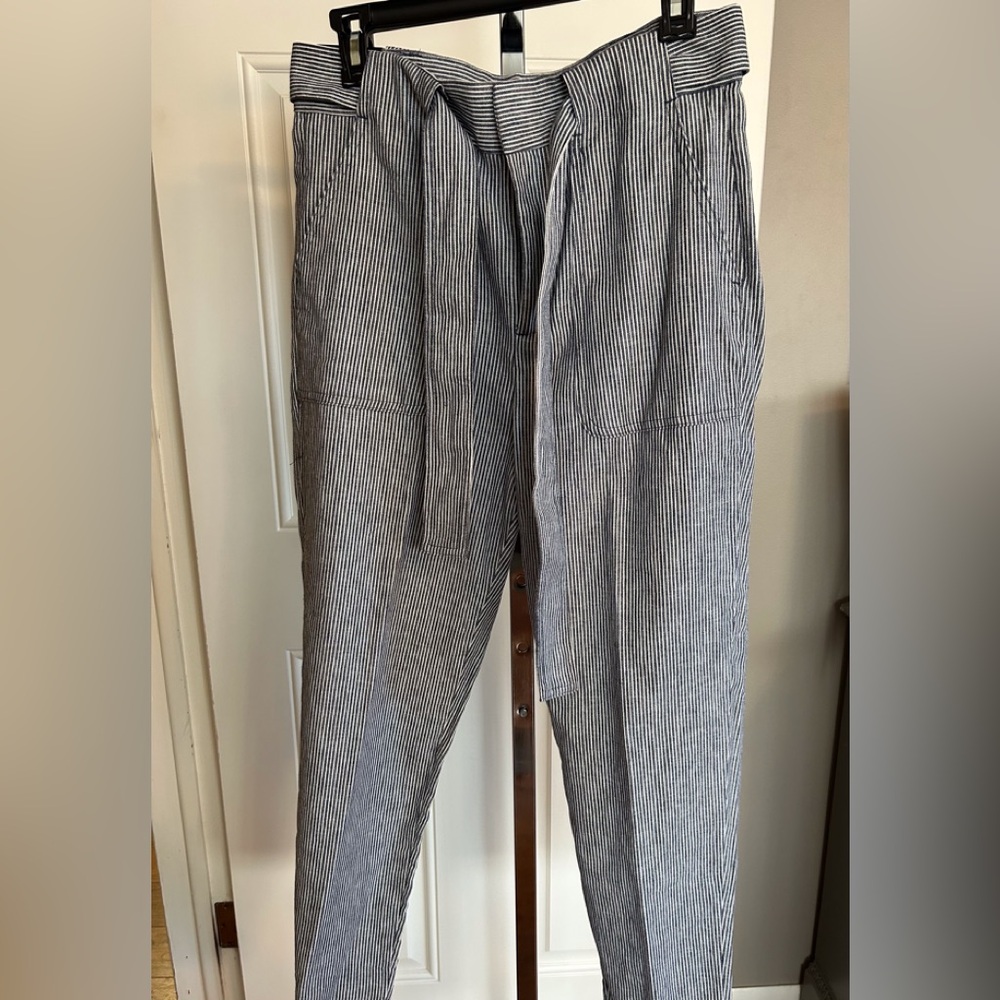 NWT Banana Republic striped pant